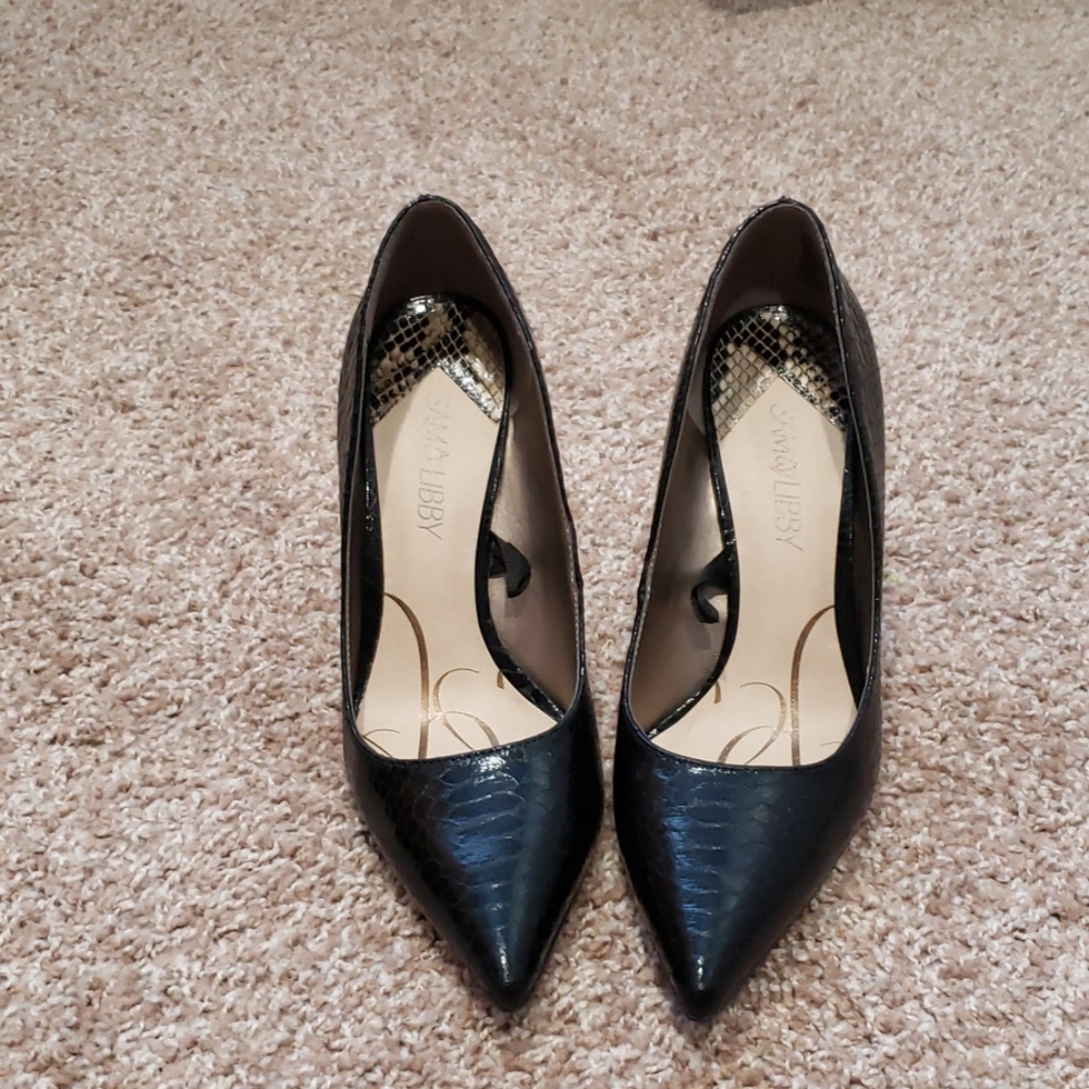 Black heels